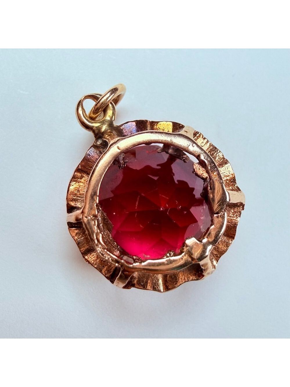 10K Solid Yellow Gold 4.2 CT Red Ruby Glass Solitaire Charm Vintage Pendant - Picture 4 of 6